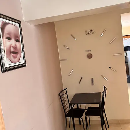 شقة أمام الملعب الكبير بطنجة Exterior photo